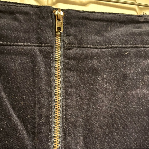 Blue velvety mini skirt with pockets NWT - Picture 6 of 9